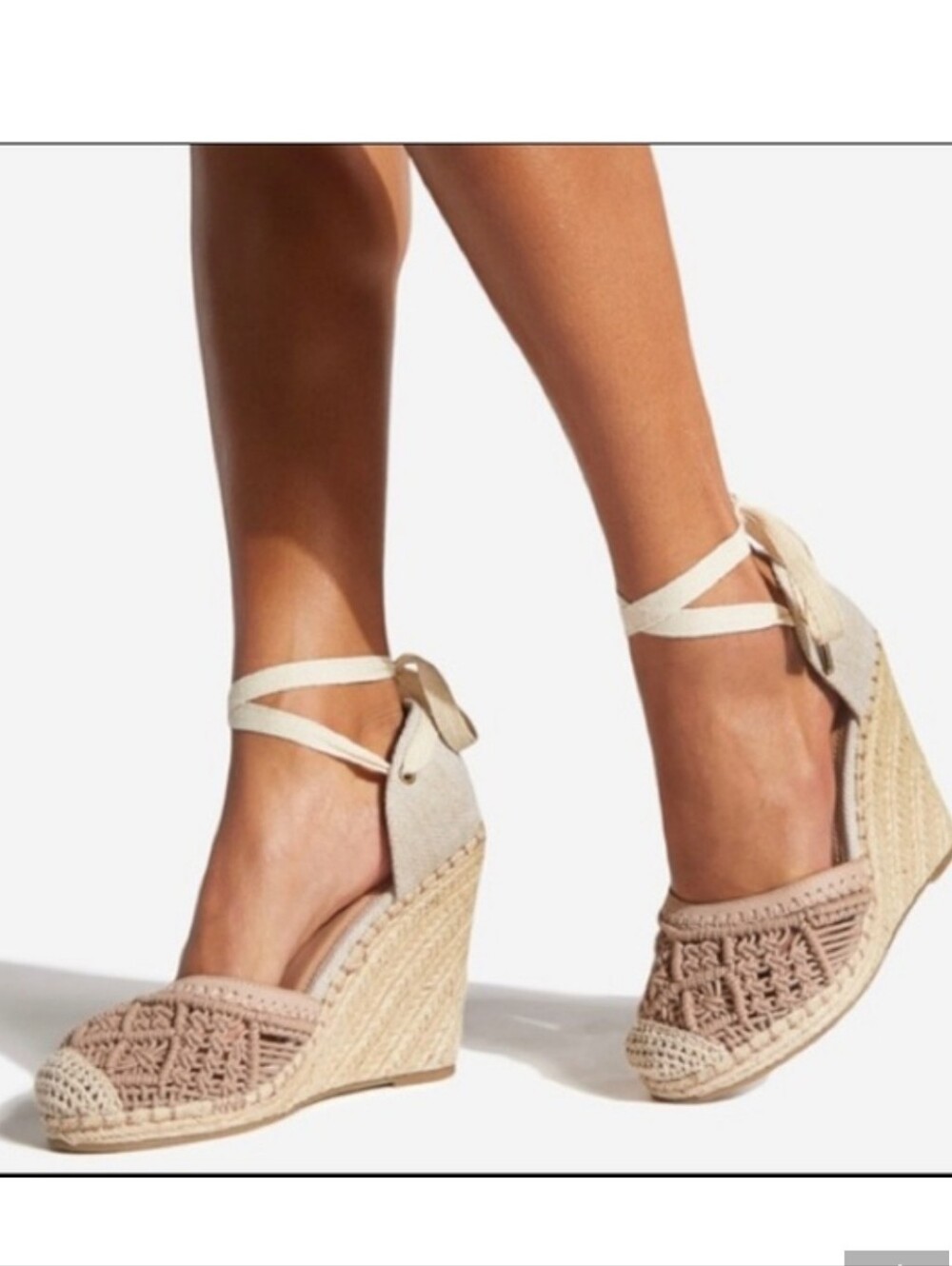 Shoe Dazzle Connee Espadrille Wedges Size 9 Crochet Tan Ankle Tie 4.5 Inch Heel